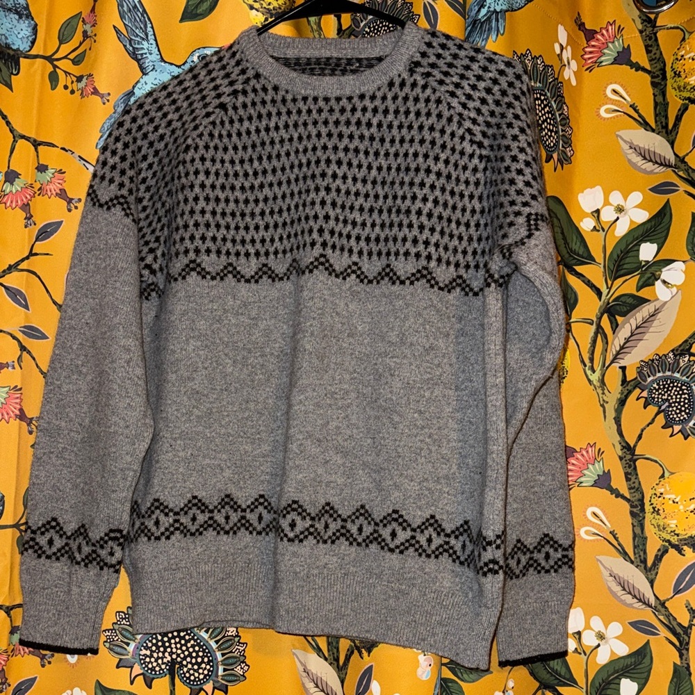 GAP Gray and Black Patterned Men's Sweater